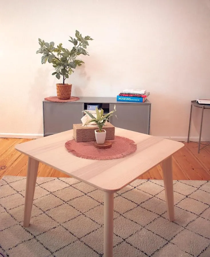 Peaceful Flat For 4 In Prenzlauer Berg Appartement Berlijn Duitsland