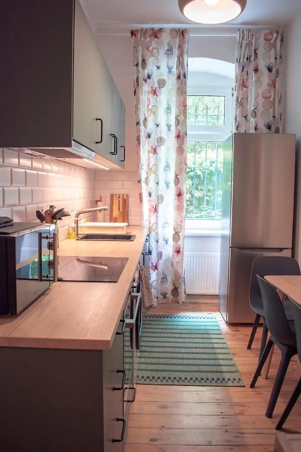 Peaceful Flat For 4 In Prenzlauer Berg Appartement Berlijn